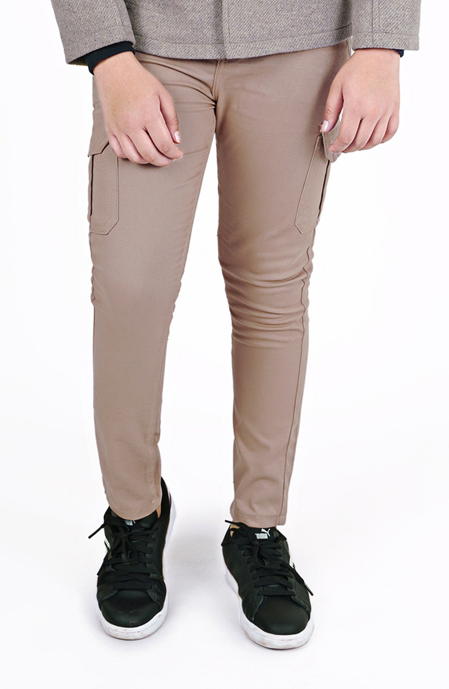 Regular-Fit-Cargo-Trouser
