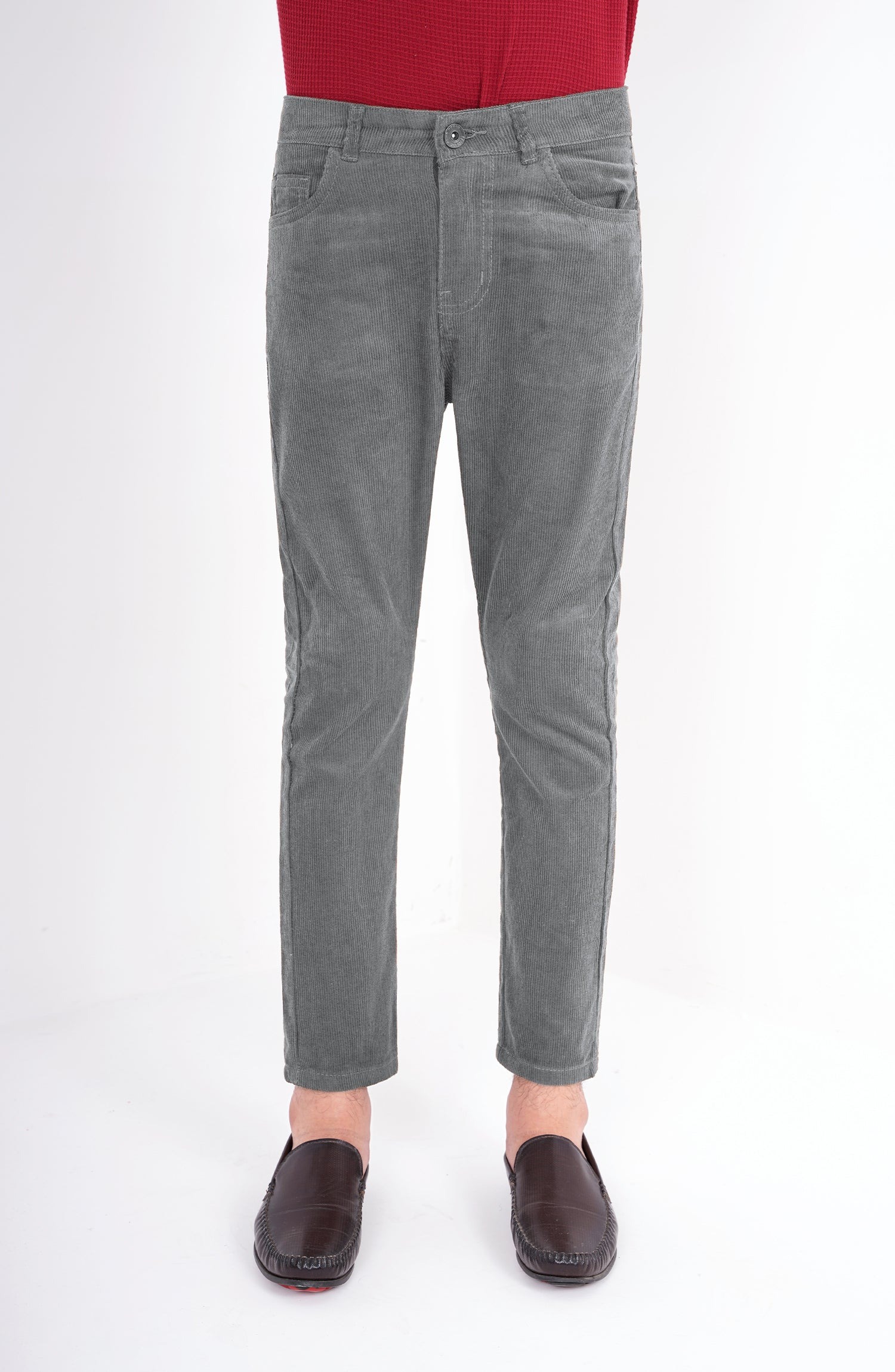 Straight-Fit-Trouser
