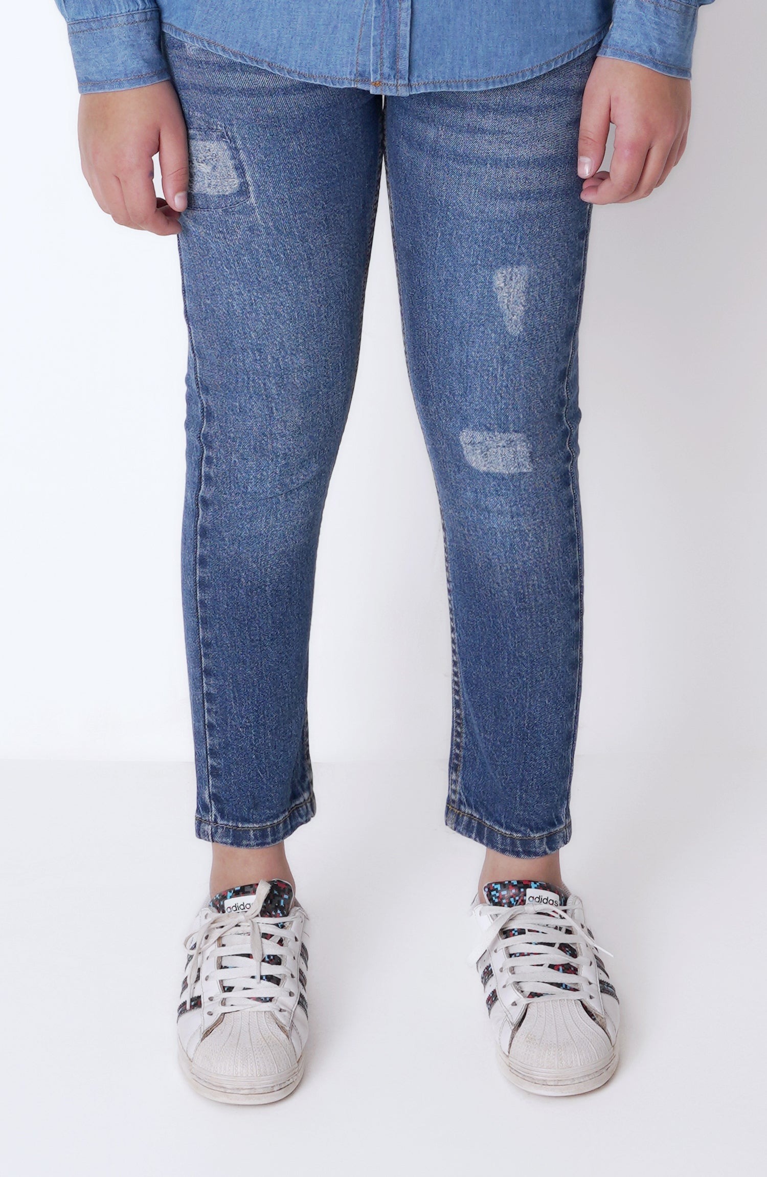 Ripped-Denim-Jeans
