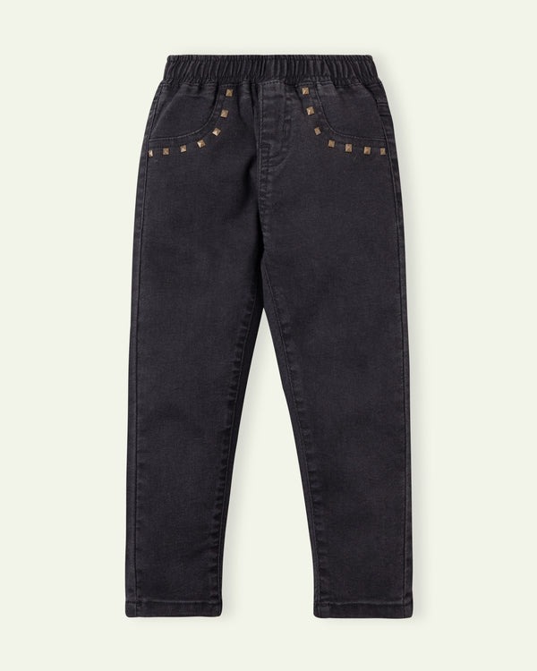 Black-Studs-Jeggings
