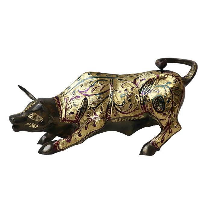 Angry-Bull-Decorative-Figurine
