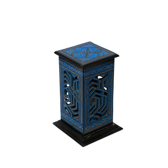 Blue-Laquer-Wooden-Lamp
