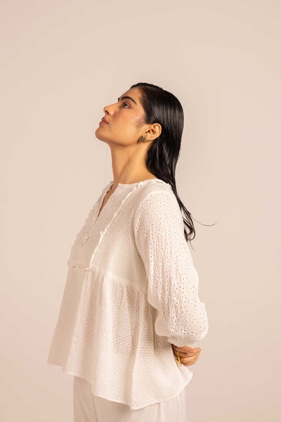 Spring-Fling-Vaya-Top-S25W8001-White-10