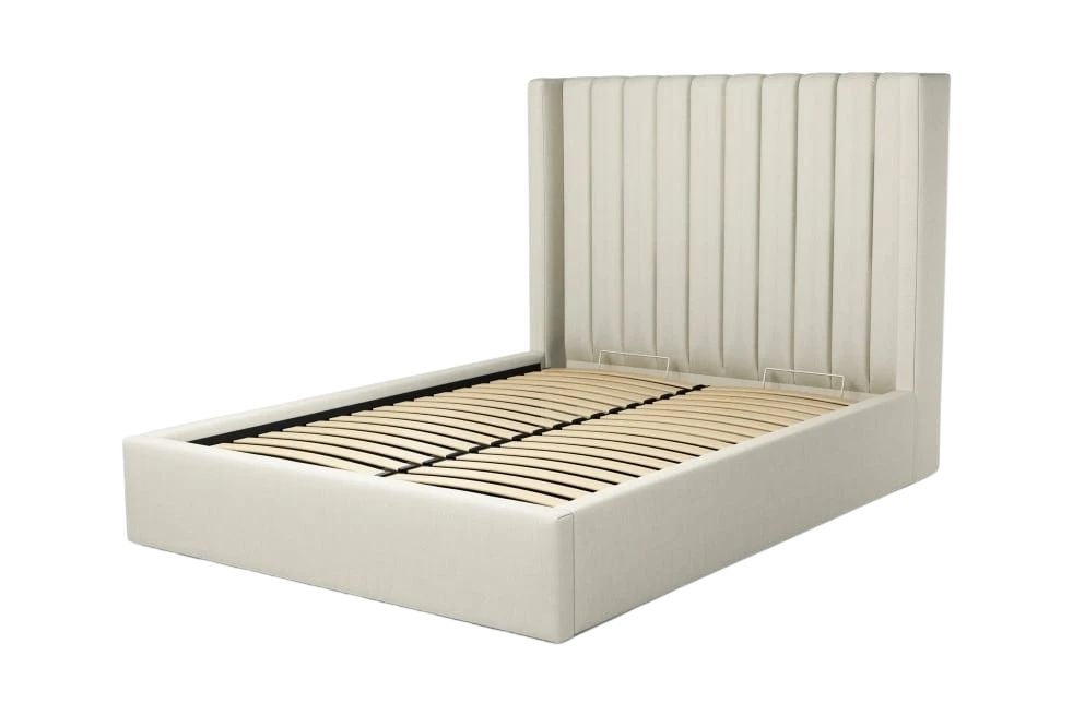 Fissel-Upholstered-Bed
