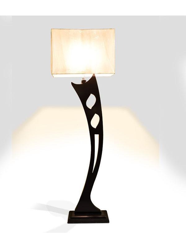 Curvy-Base-Floor-Lamp
