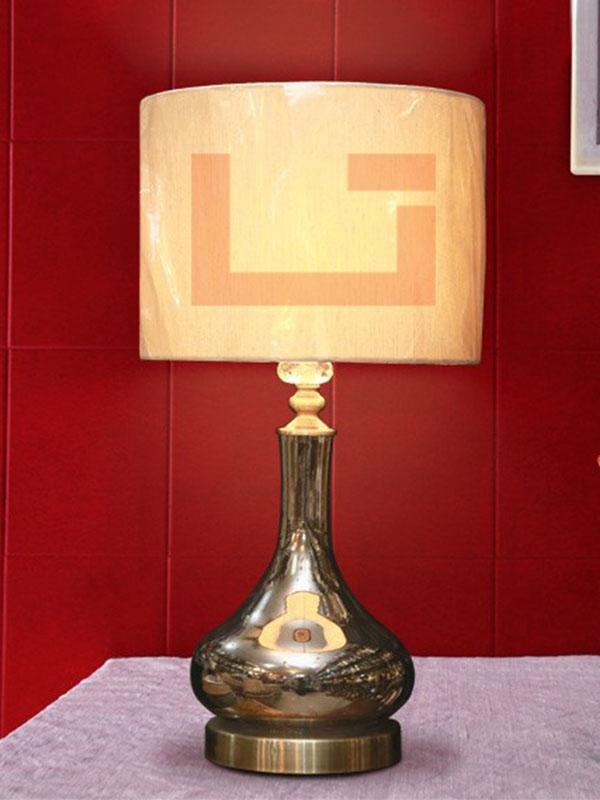 Nikabrik-Pair-of-Lamps
