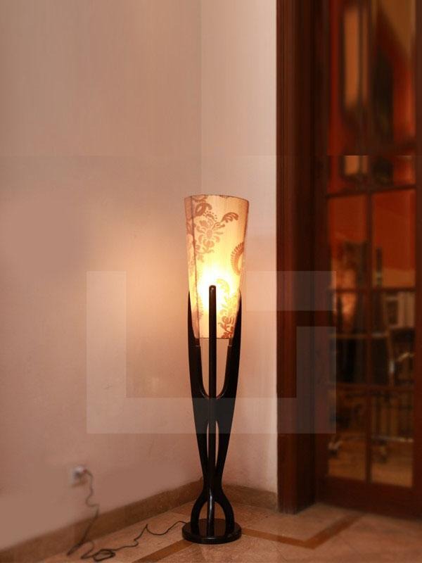 Torpedo-Floor-Lamp
