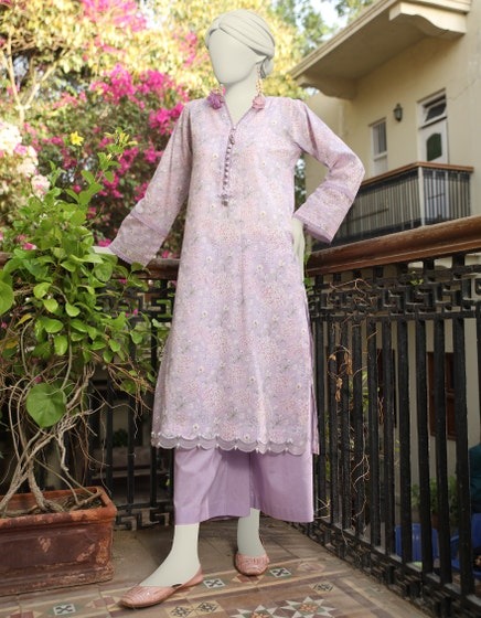 MULTICOLOR-LAWN-UNSTITCHED-1PC-JLAWN-S-JSU-24-925
