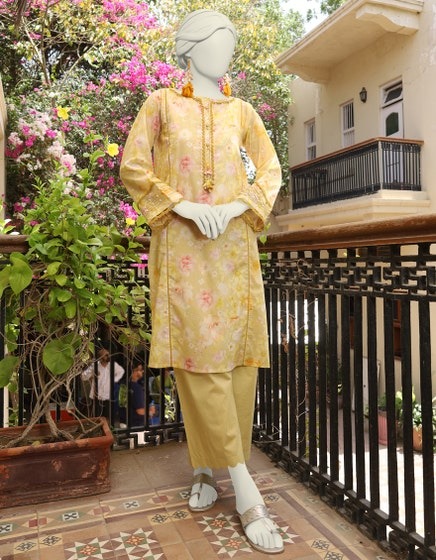 MULTICOLOR-LAWN-UNSTITCHED-1PC-JLAWN-S-JSU-24-928
