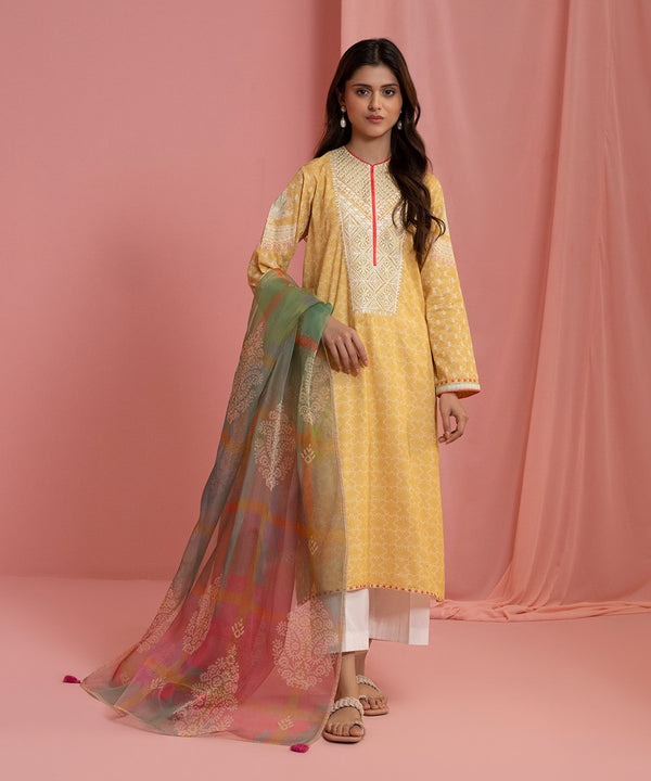 2 Piece - Embroidered Jacquard Suit