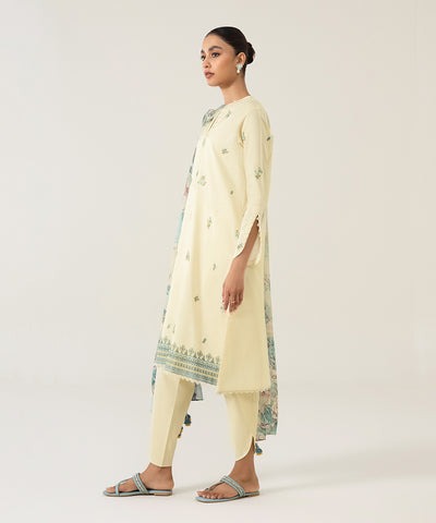 3-PIECE-DYED-EMBROIDERED-LAWN-SUIT