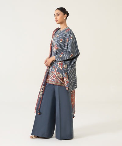 3-PIECE-EMBROIDERED-TEXTURED-LAWN-SUIT