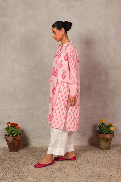 Pleated-Chintz-Whisper-Kurta-S25W8193-Pink-10