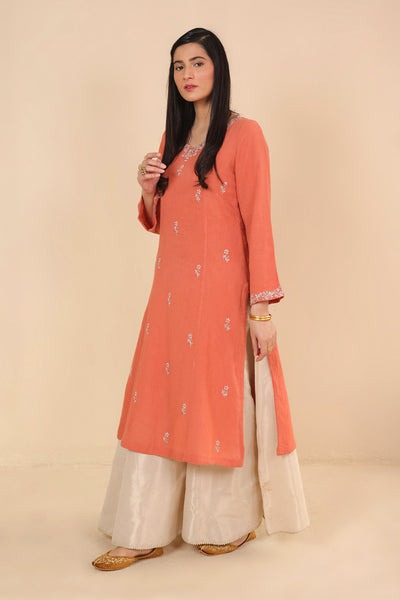 Sona-Chandi-Embroidered-Kurta-W24F2544-Peach-8
