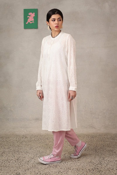 Spring-Fling-Ajoure-Kurta-S25W8005-White-8