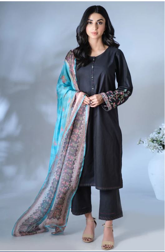 Stitched-3-Piece-Embroidered-Cambric-Suit9
