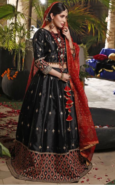 Aari-Embroidered-Taffeta-Wedding-Lehenga-Choli-WC1920-L2019115