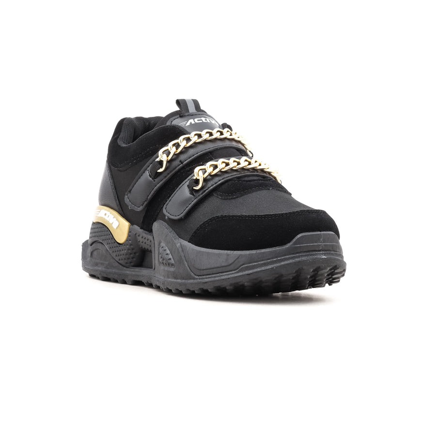Black-Casual-Sneakers-AT7142