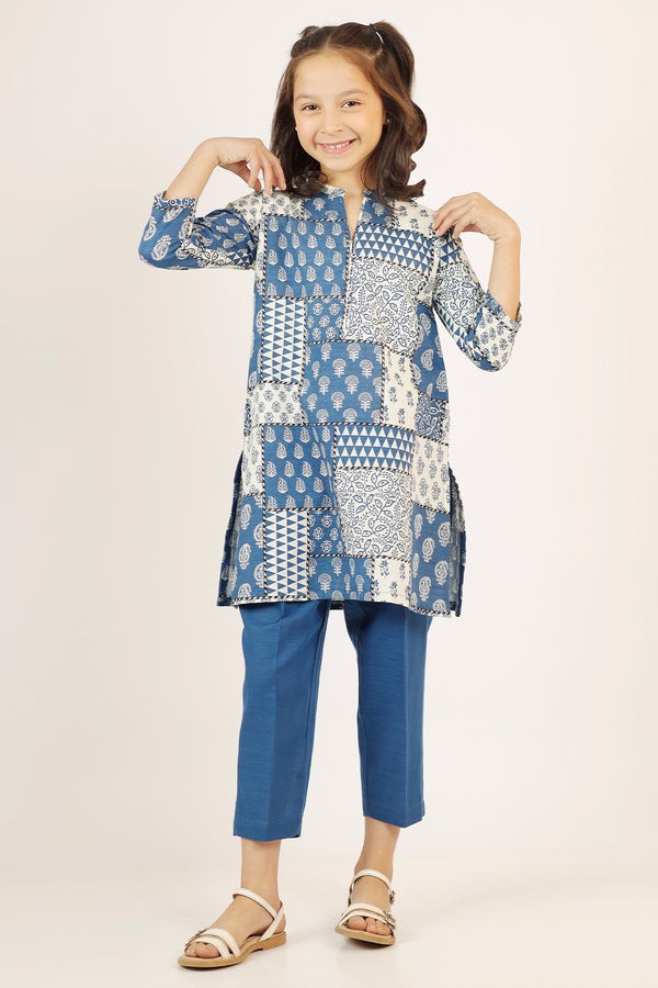 Printed-Khaddar-Stitched-Shirt-trouser-For-Kids-69777