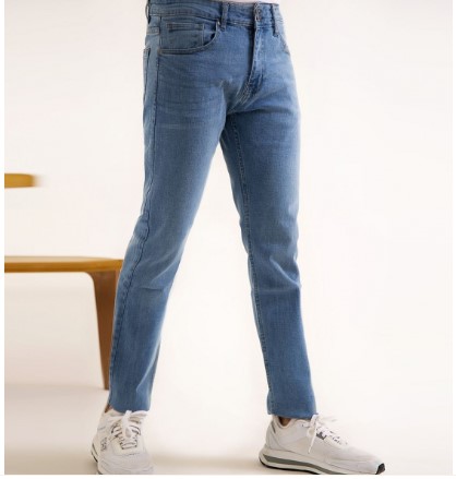 Regular-Fit-Jeans-1061