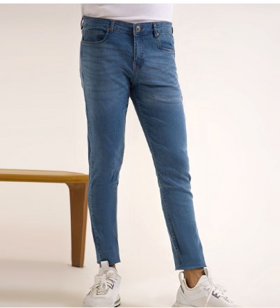 Skinny-Fit-Jeans-1048
