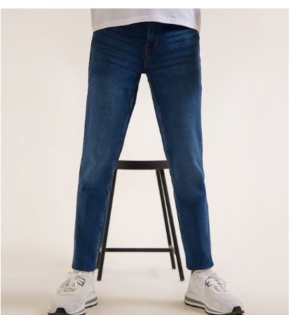 Slim-Fit-Jeans-1006