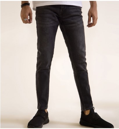 Slim-Fit-Jeans-1009