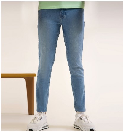 Slim-Fit-Jeans-1012