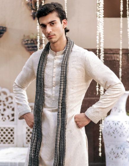 CREAM-BLENDED-SPECIAL-KURTA-JJK-SP-A-48075
