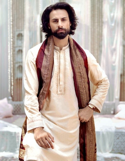 CREAM-BLENDED-SPECIAL-KURTA-JJK-SP-A-48085
