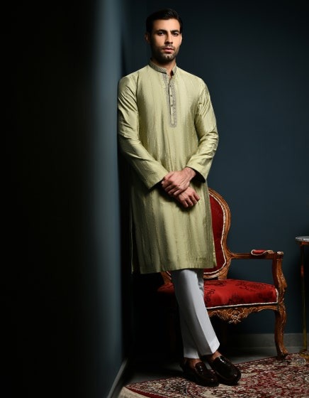 GREEN-RAW-SILK-SPECIAL-KURTA-JJK-SP-A-48046
