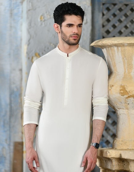 OFF-WHITE-BLENDED-KURTA-JJK-S-34729
