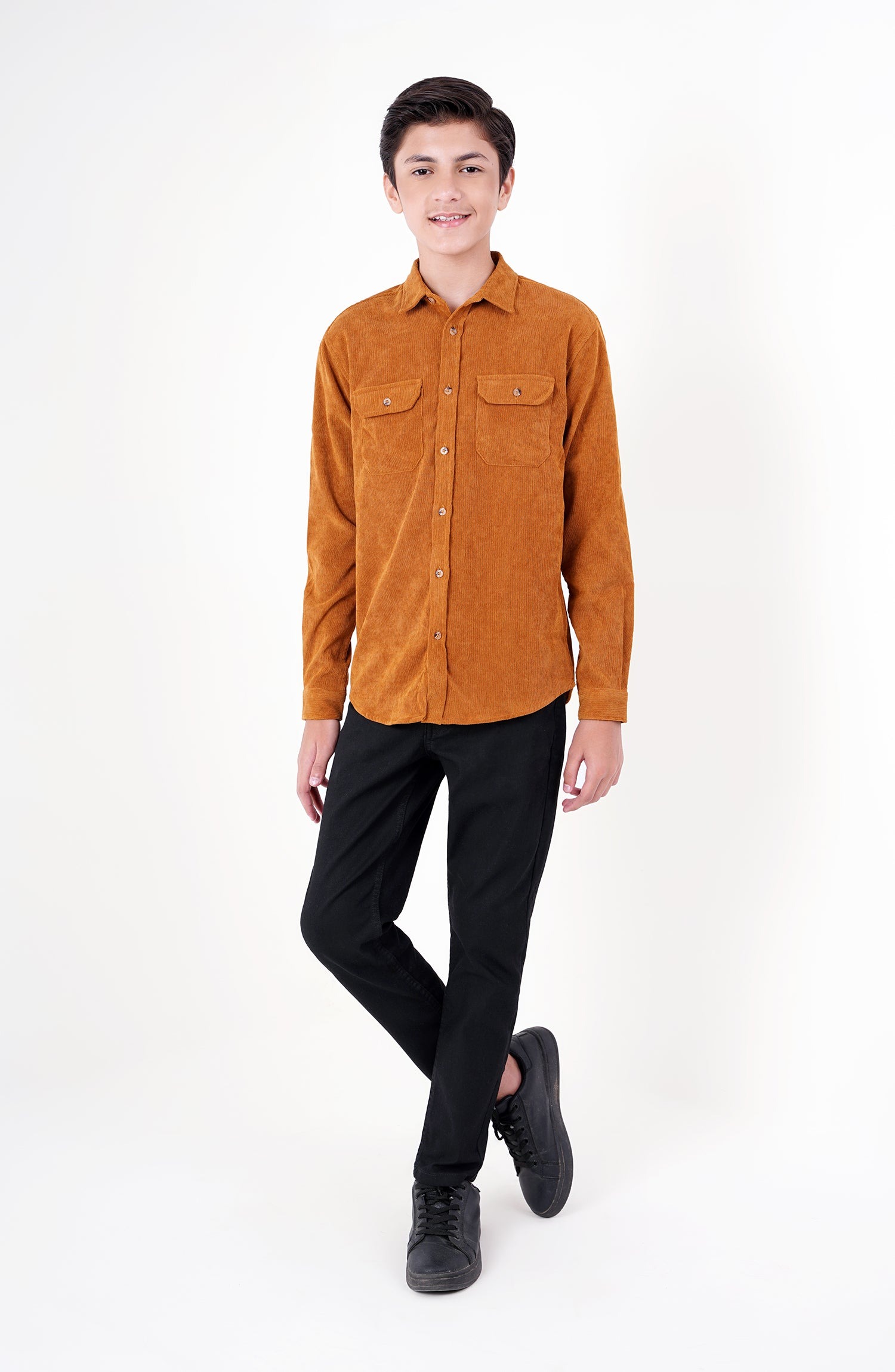 Double-Pocket-Corduroy-Shirt
