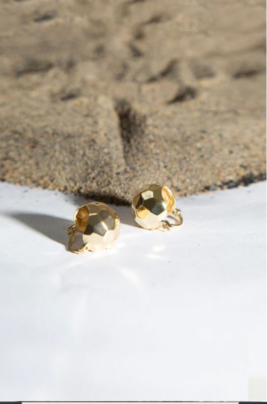 Golden-Metal-Hoop-Earrings