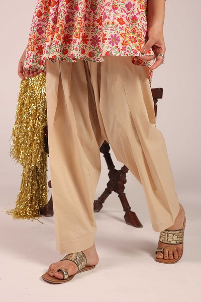 Classic-Fit-Shalwar-S25W8079-Beige-8