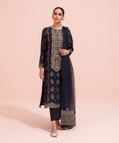 2-PIECE-EMBROIDERED-JACQUARD-SUIT