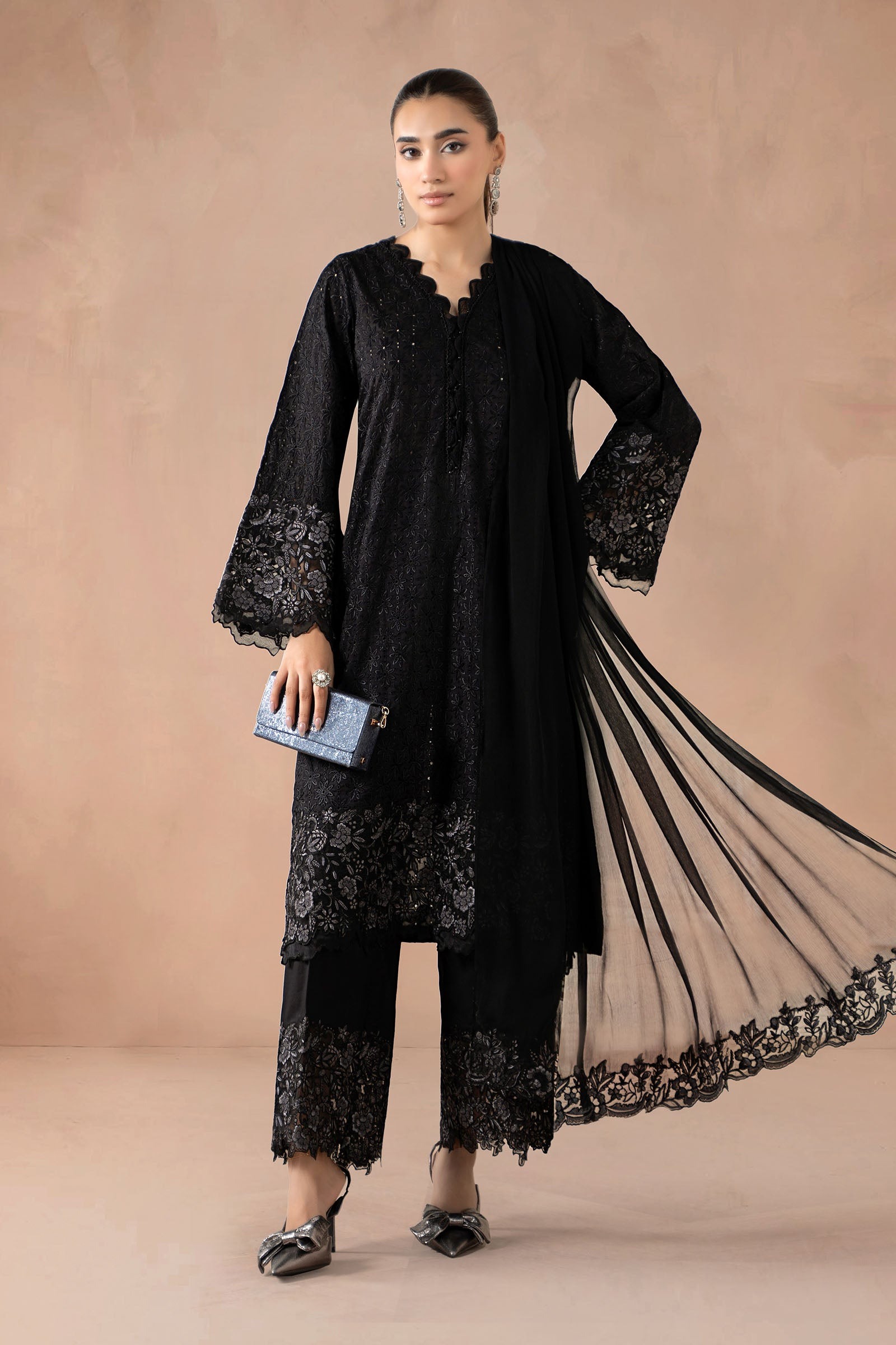 3-Piece-Embroidered-Lawn-Suit-DW-MN25-11