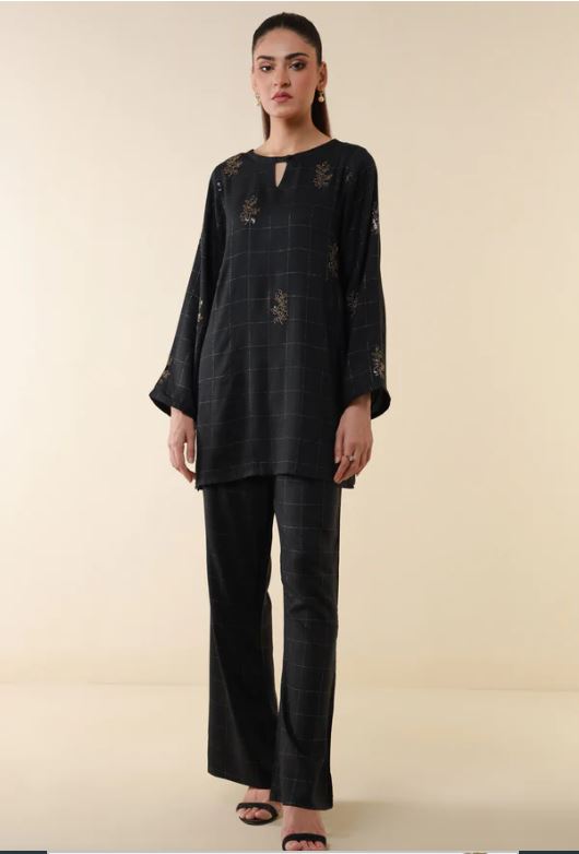 Stitched-2-Piece-Embroidered-Crepe-Lurex-Suit1
