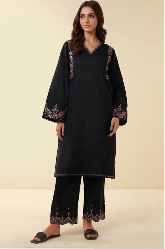 Stitched-2-Piece-Embroidered-Lawn-Suit4