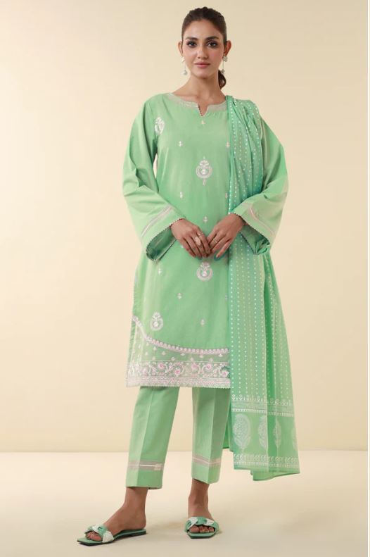 Stitched-3-Piece-Embroidered-Lawn-Suit10