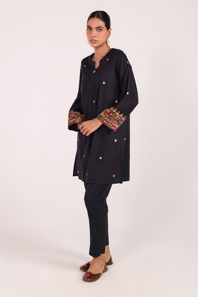 Color-Waves-Embroidered-Shirt-S25W8130-Black-8