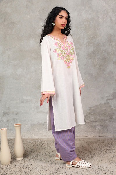 Rangeen-Qissay-Embroidered-Set-S25W8328-White-8
